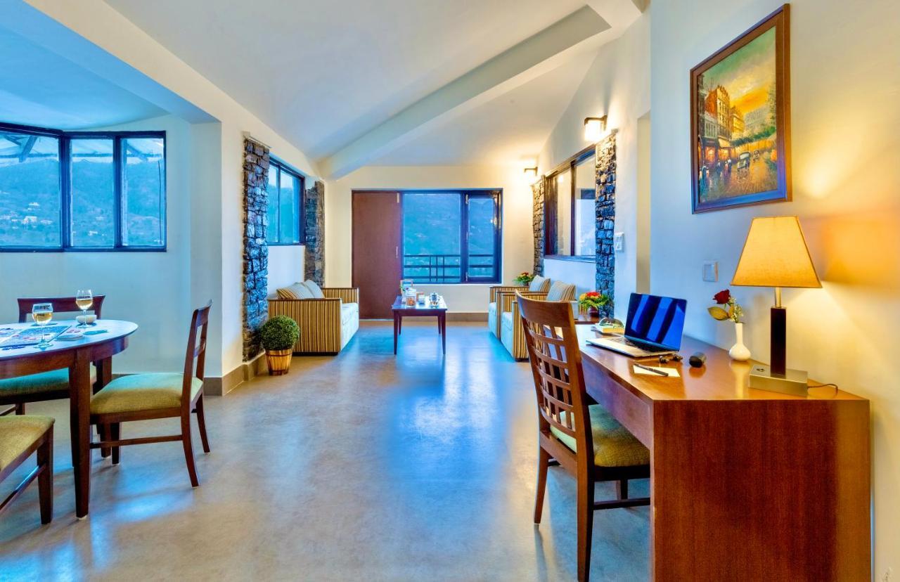 Rosewood Retreat Bhimtalアパートホテル エクステリア 写真