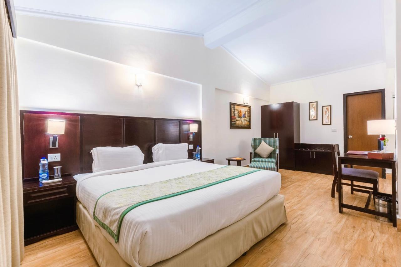 Rosewood Retreat Bhimtalアパートホテル エクステリア 写真